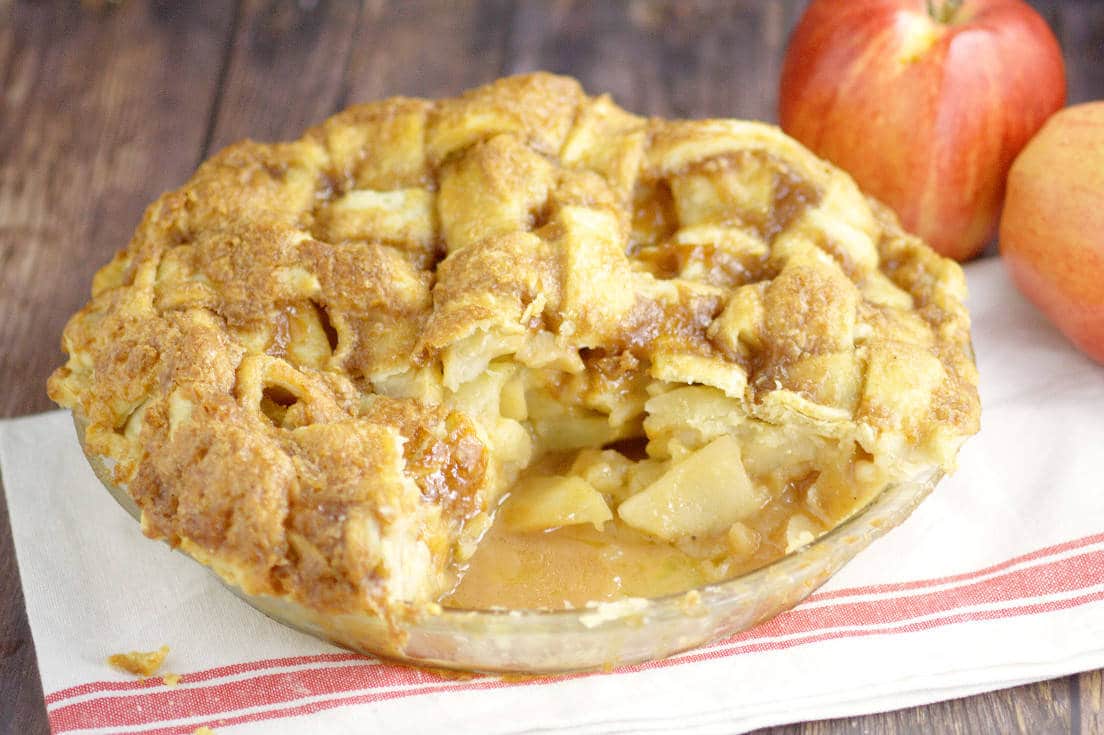 Traditional Apple Pie | The Gracious Wife