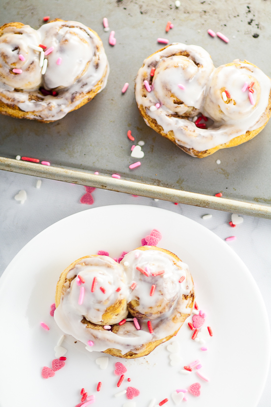 Quick & Easy Heart Cinnamon Rolls Valentine's Day Breakfast